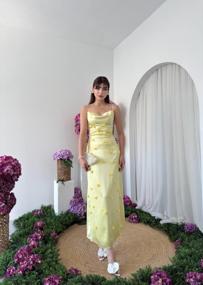 Dora Çiçek Detaylı Elbise