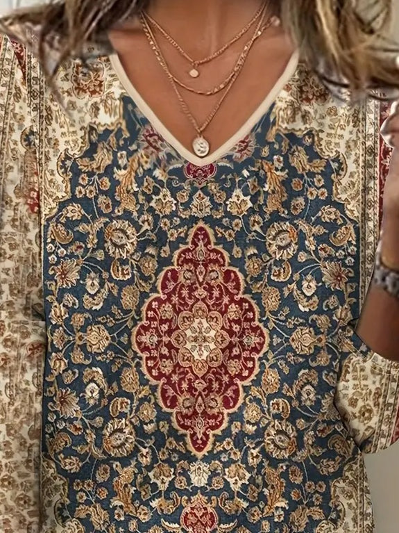 Kadın Truvakarkollu V Yakalı Etnik Desenli Süprem Bluz