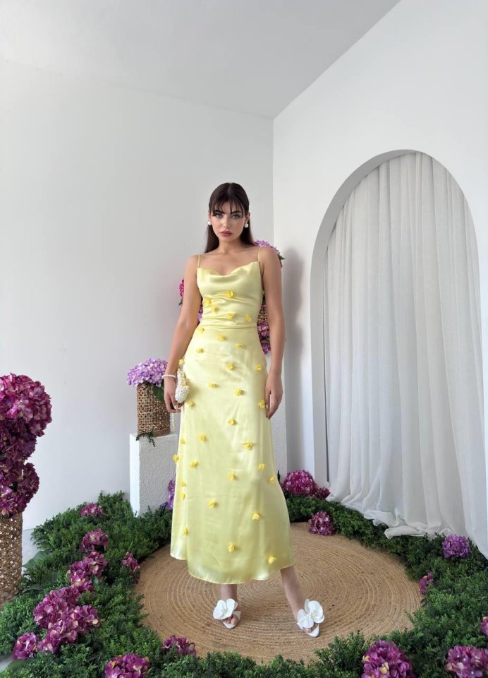 Dora Çiçek Detaylı Elbise